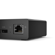 صورة لينوفو قاعدة توصيل ThinkPad USB4 Smart Dock 5500 مع شاحن 135 واط